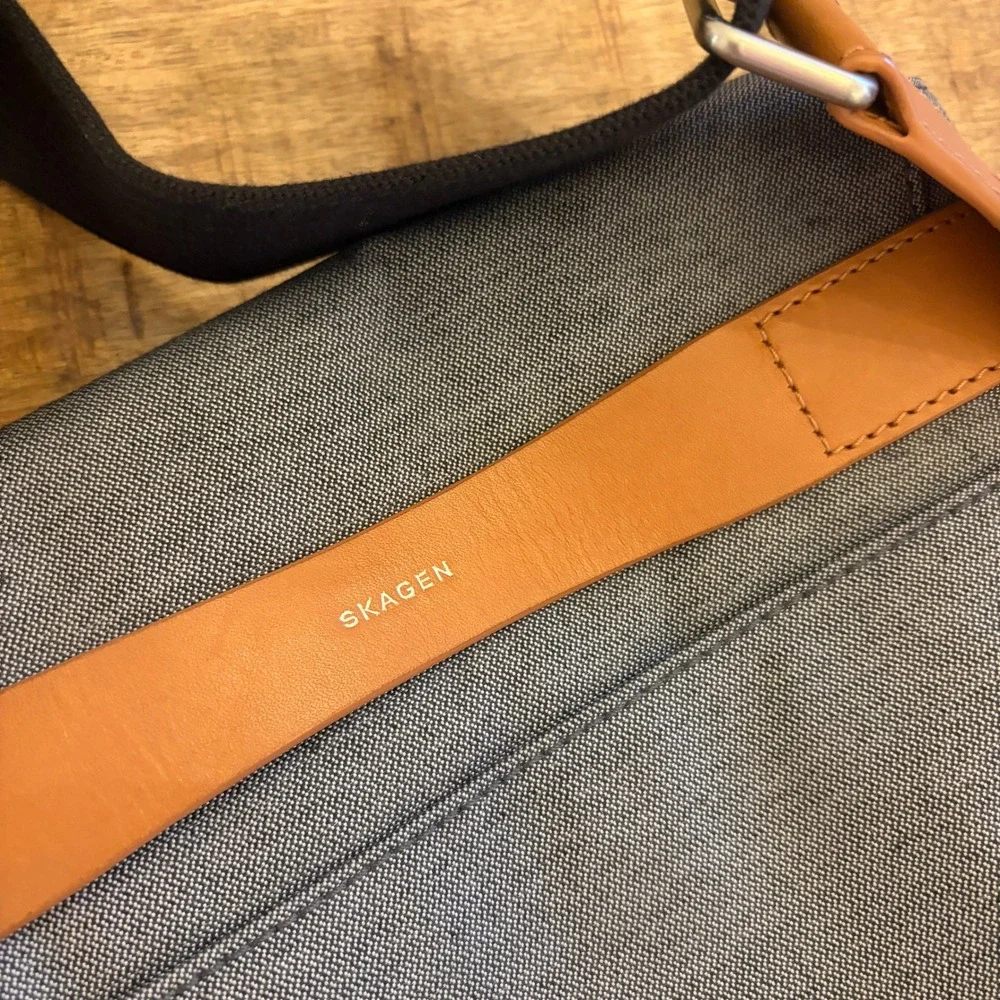 Skagen Gade Messenger Bag Crossbody Twill Leather Grey Travel Commute Office